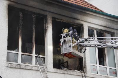 Albstadt-Ebingen: Brand im Fitnessstudio fordert 1 Toten, 2 Schwerverletzte und ueber 20 Betroffene Personen 